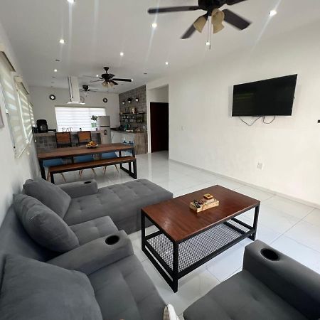 Casa Paloma 2 En Segunda Planta Cerca De Aeropuerto Y Centro Comercial 切图马尔 外观 照片