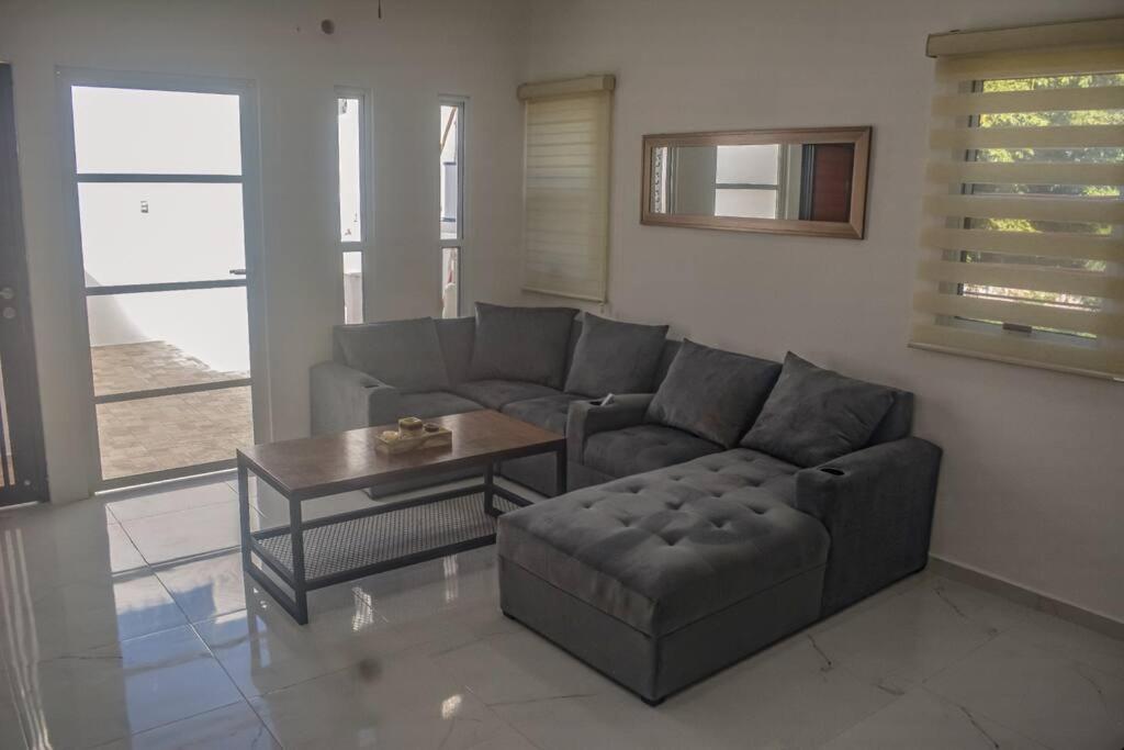Casa Paloma 2 En Segunda Planta Cerca De Aeropuerto Y Centro Comercial 切图马尔 外观 照片